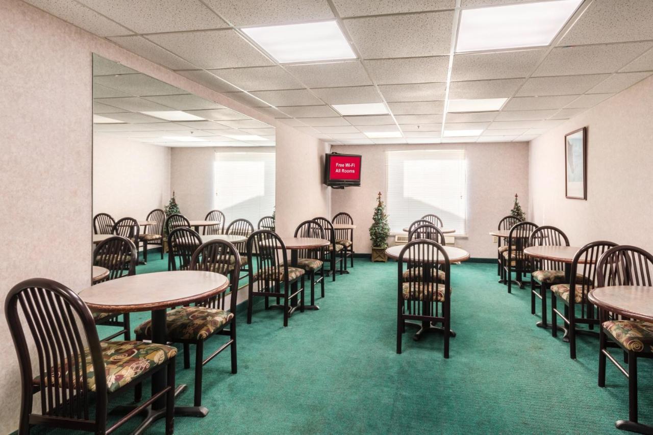 Red Roof Inn Morehead Extérieur photo