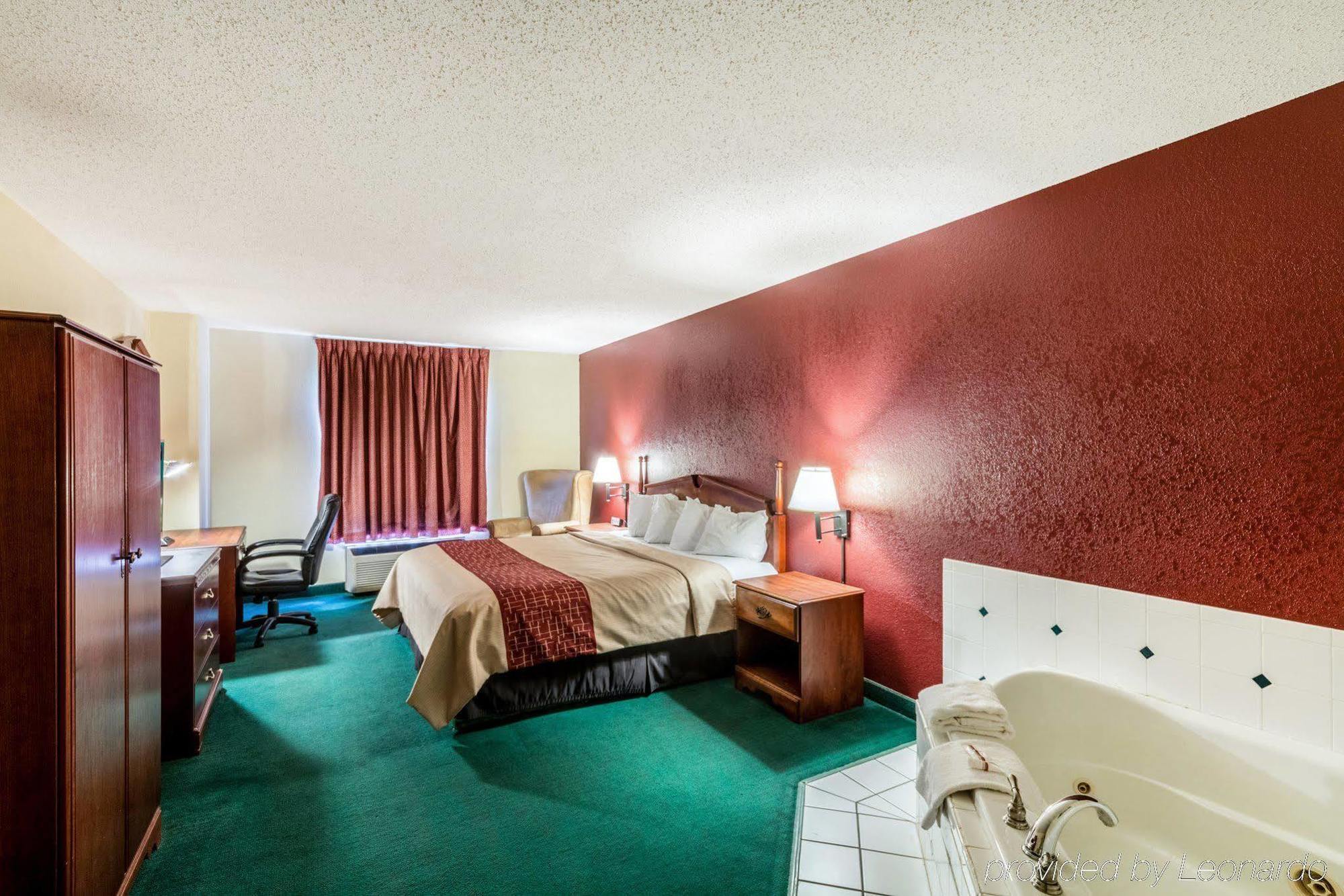 Red Roof Inn Morehead Extérieur photo